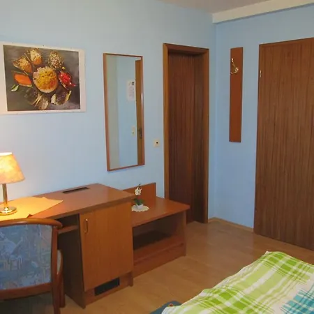 Weinhaus Unger 3* Schwenningen (Sigmaringen)