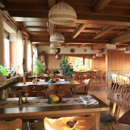 宾馆 Weinhaus Unger Schwenningen (Sigmaringen)