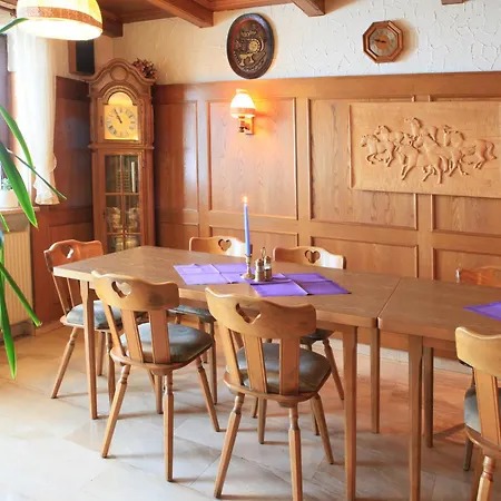 Weinhaus Unger 宾馆 3*