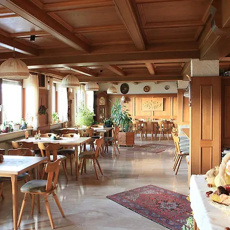 宾馆 Weinhaus Unger